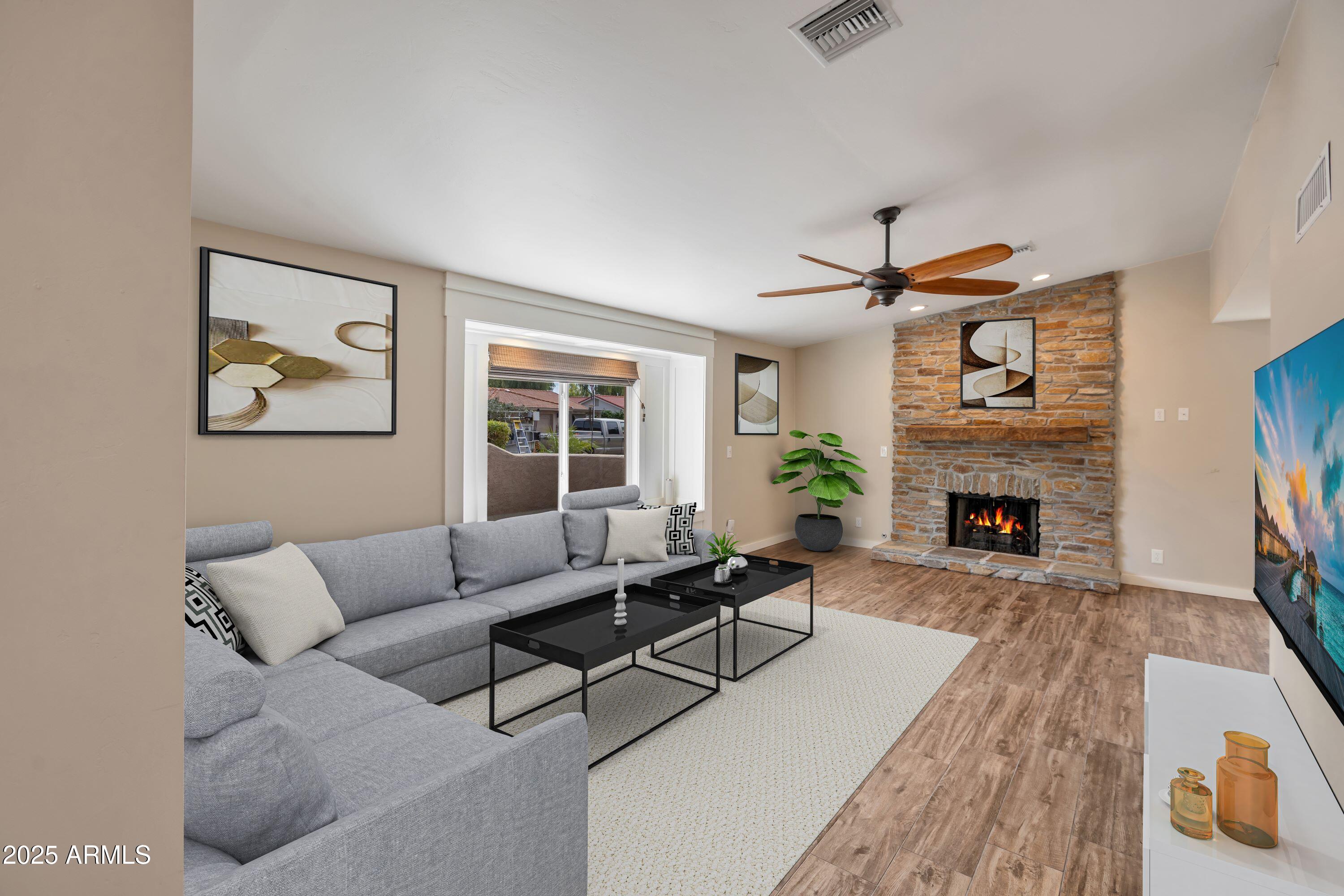 1292 LEISURE WORLD --