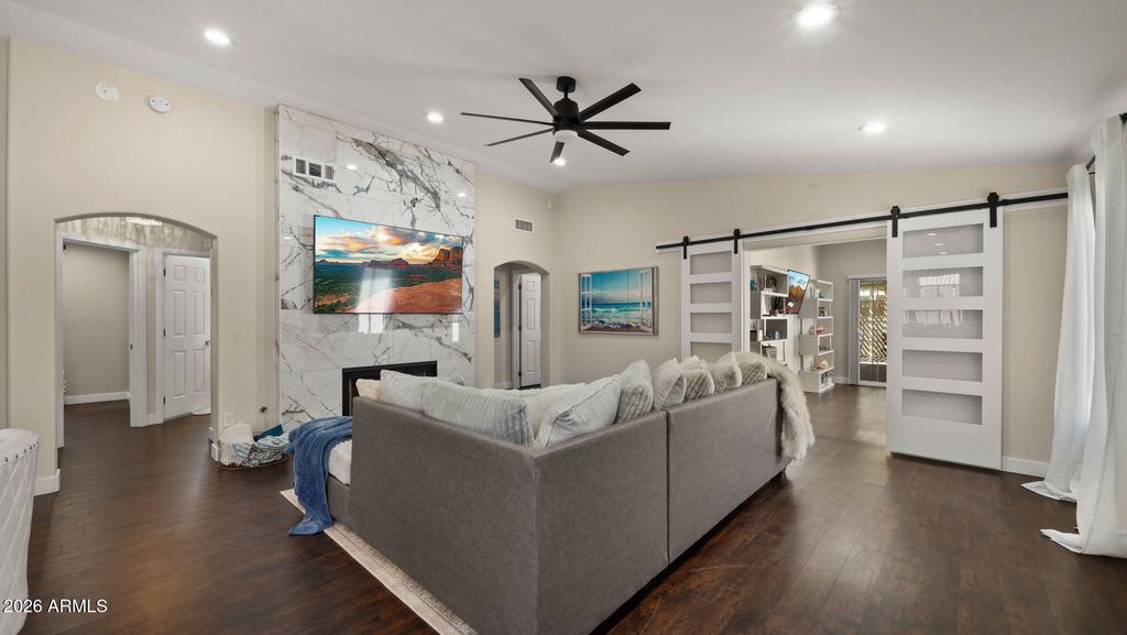 Photo of 16412 N 1st Drive, Phoenix, AZ 85023 (MLS # 6999877)