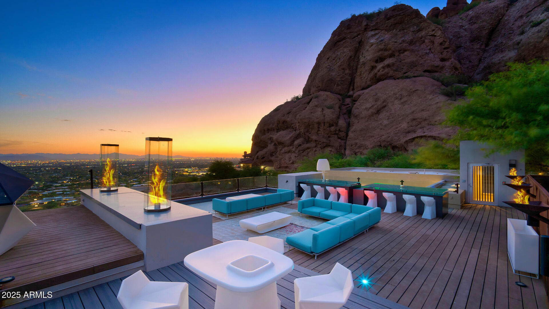 4949 E RED ROCK Drive