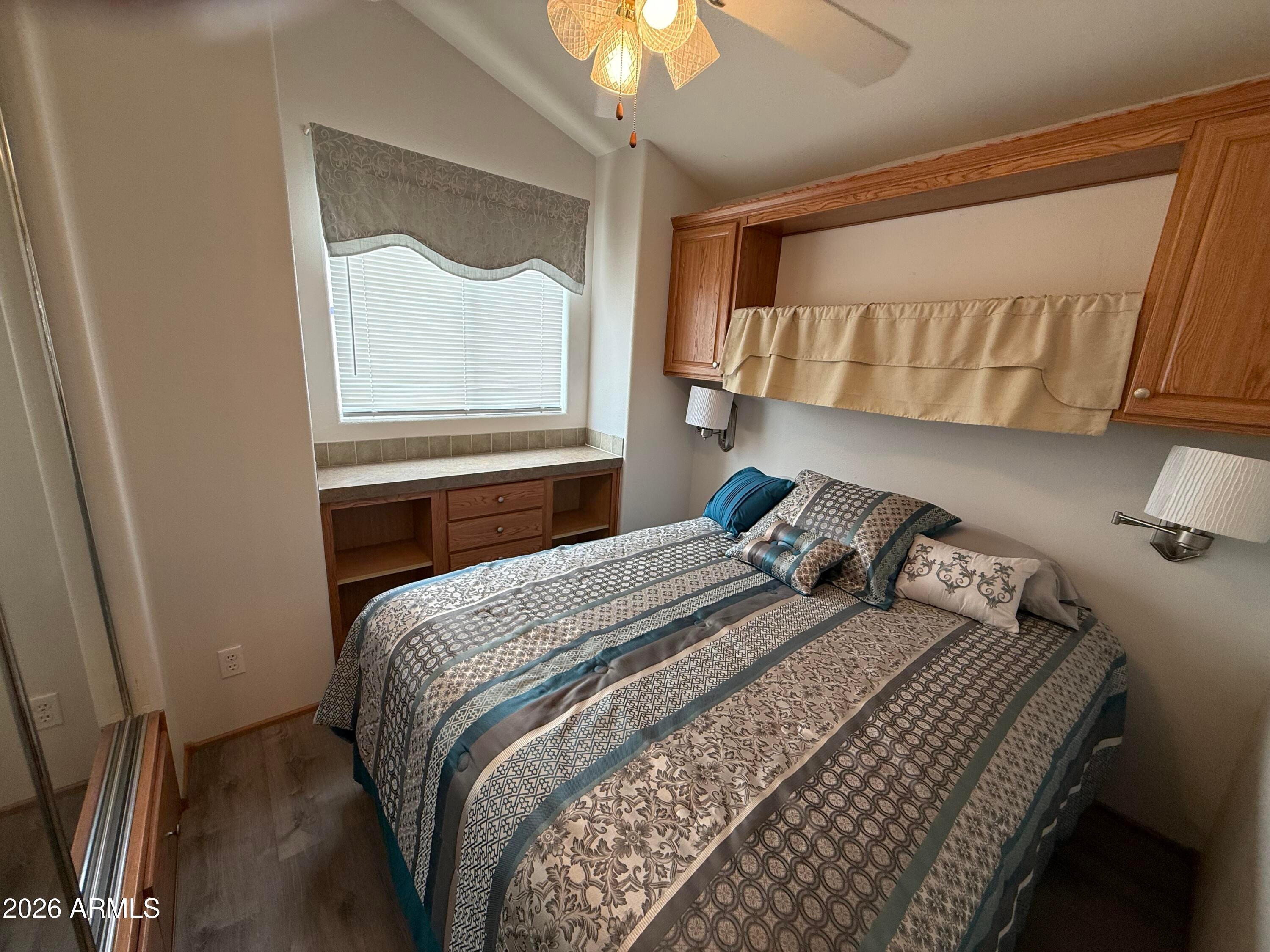 511 E PUEBLO DEL SOL --