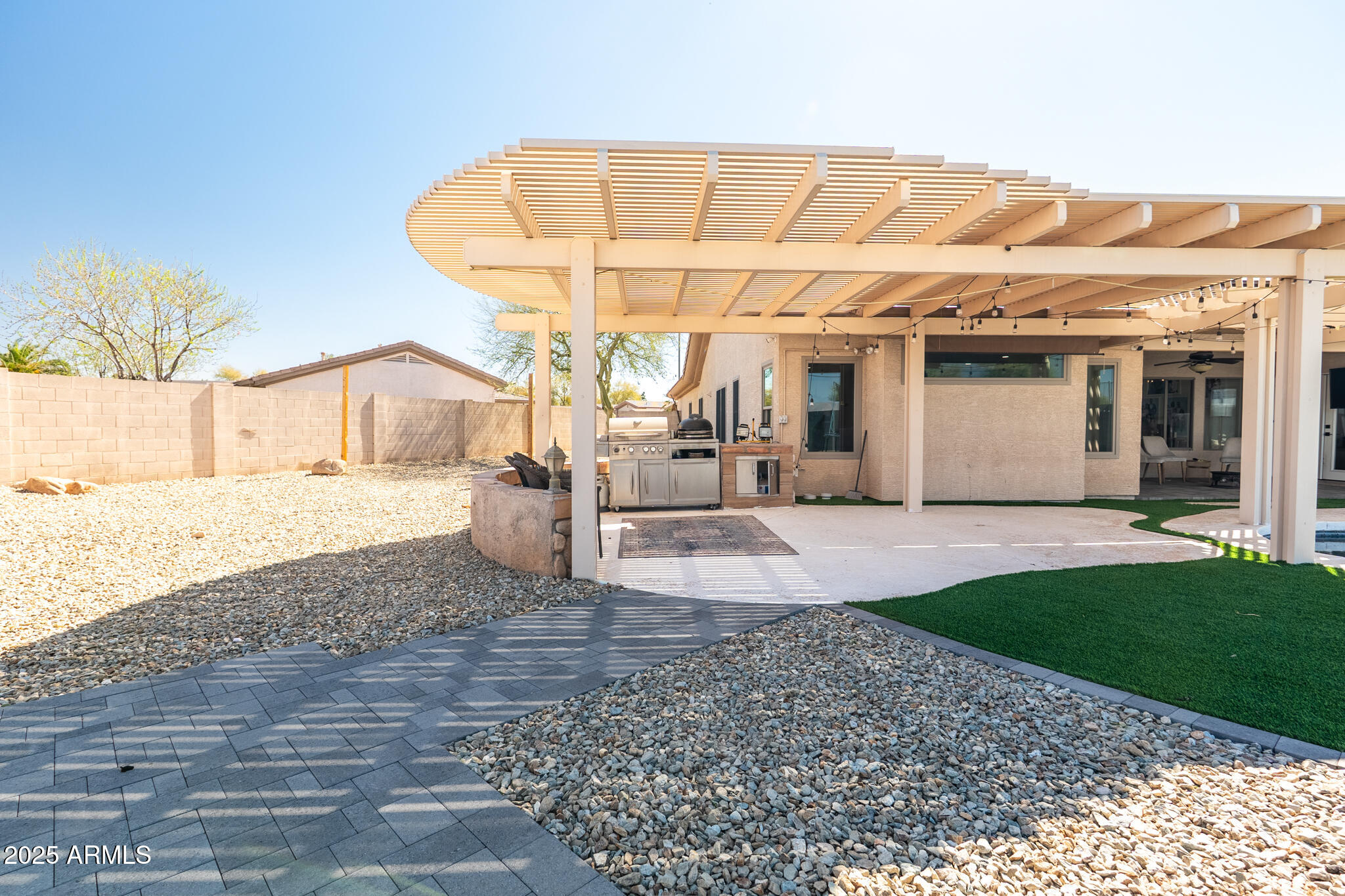 13350 W LA REATA Avenue