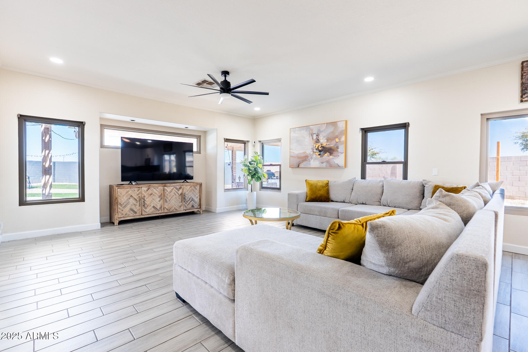 13350 W LA REATA Avenue