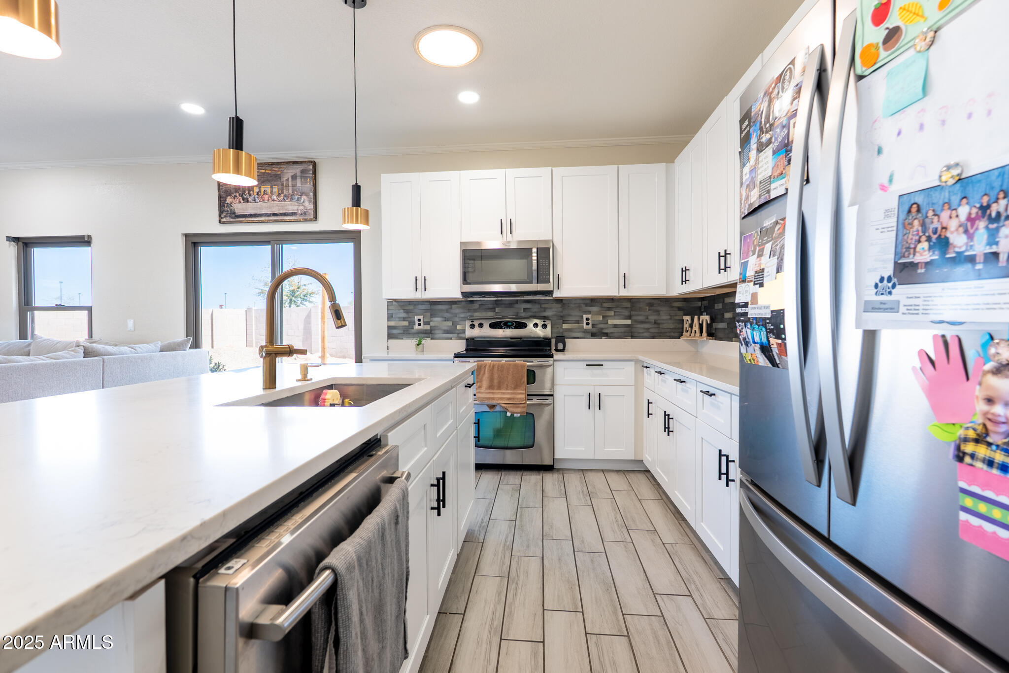 13350 W LA REATA Avenue