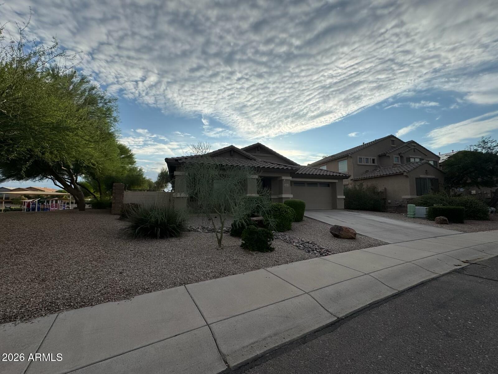 28804 N BROKEN SHALE Drive