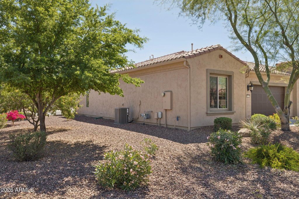 Photo of 4009 N 164th Drive, Goodyear, AZ 85395 (MLS # 6994213)