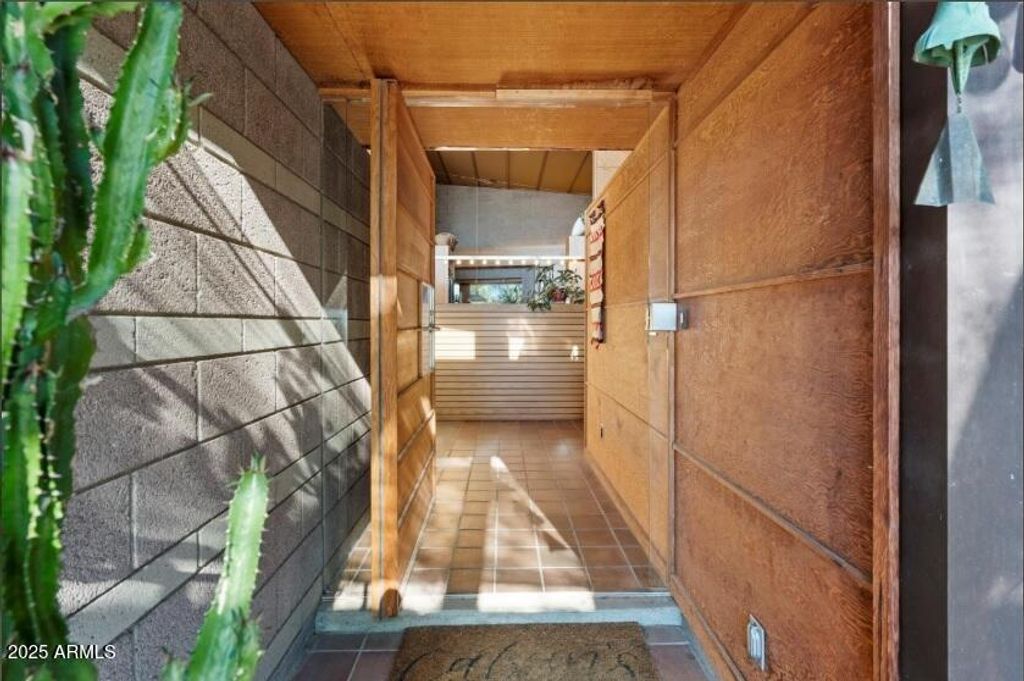 Photo of 25232 N Horseshoe Trail, Scottsdale, AZ 85255 (MLS # 6868023)