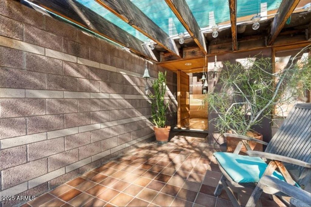 Photo of 25232 N Horseshoe Trail, Scottsdale, AZ 85255 (MLS # 6868023)