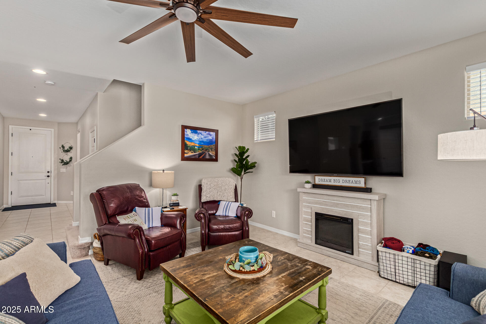 5438 W COUNTRY GARDEN Lane