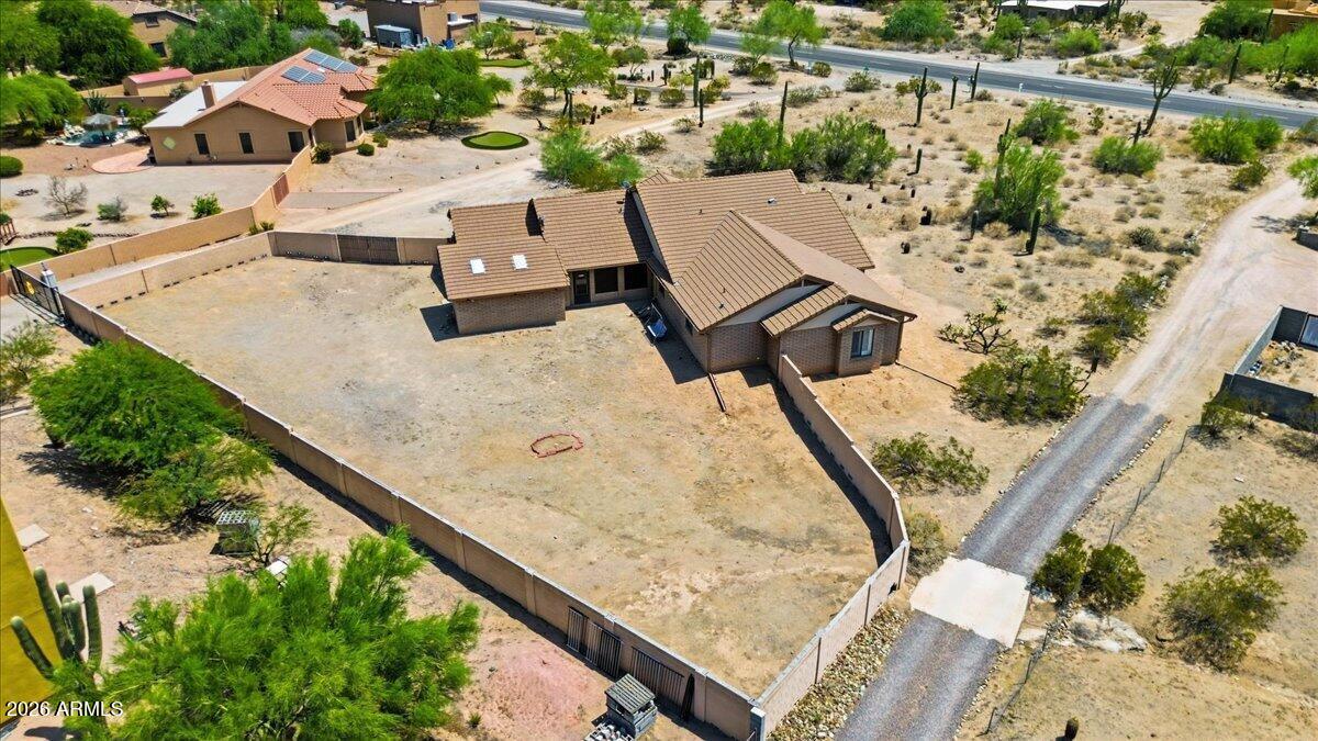 8112 E MCDOWELL Road