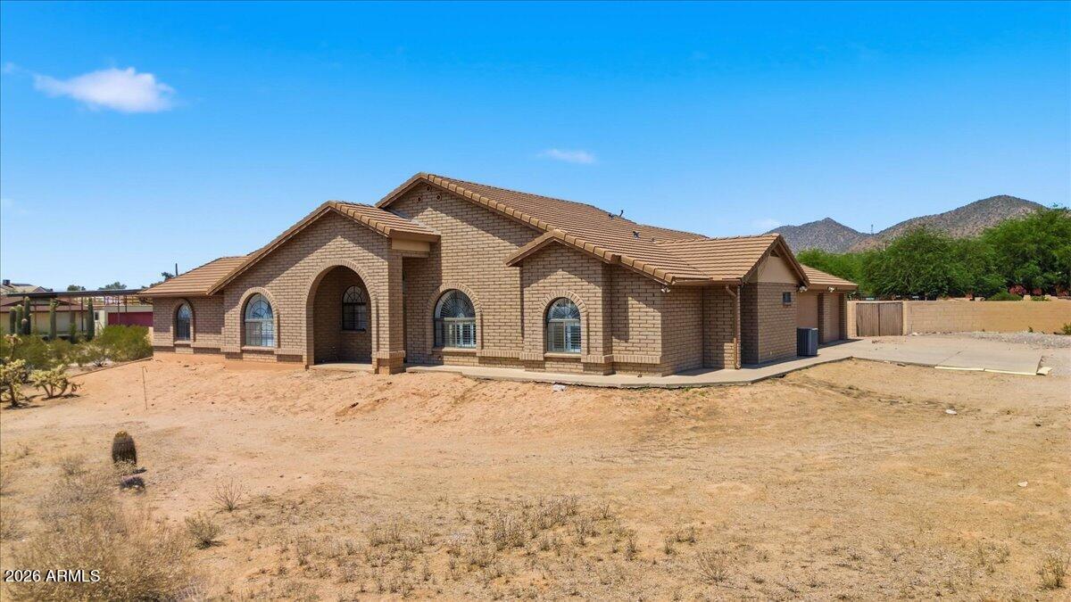 8112 E MCDOWELL Road