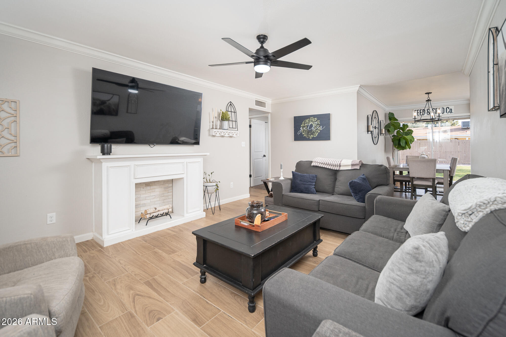 1721 W TEMPLE Street