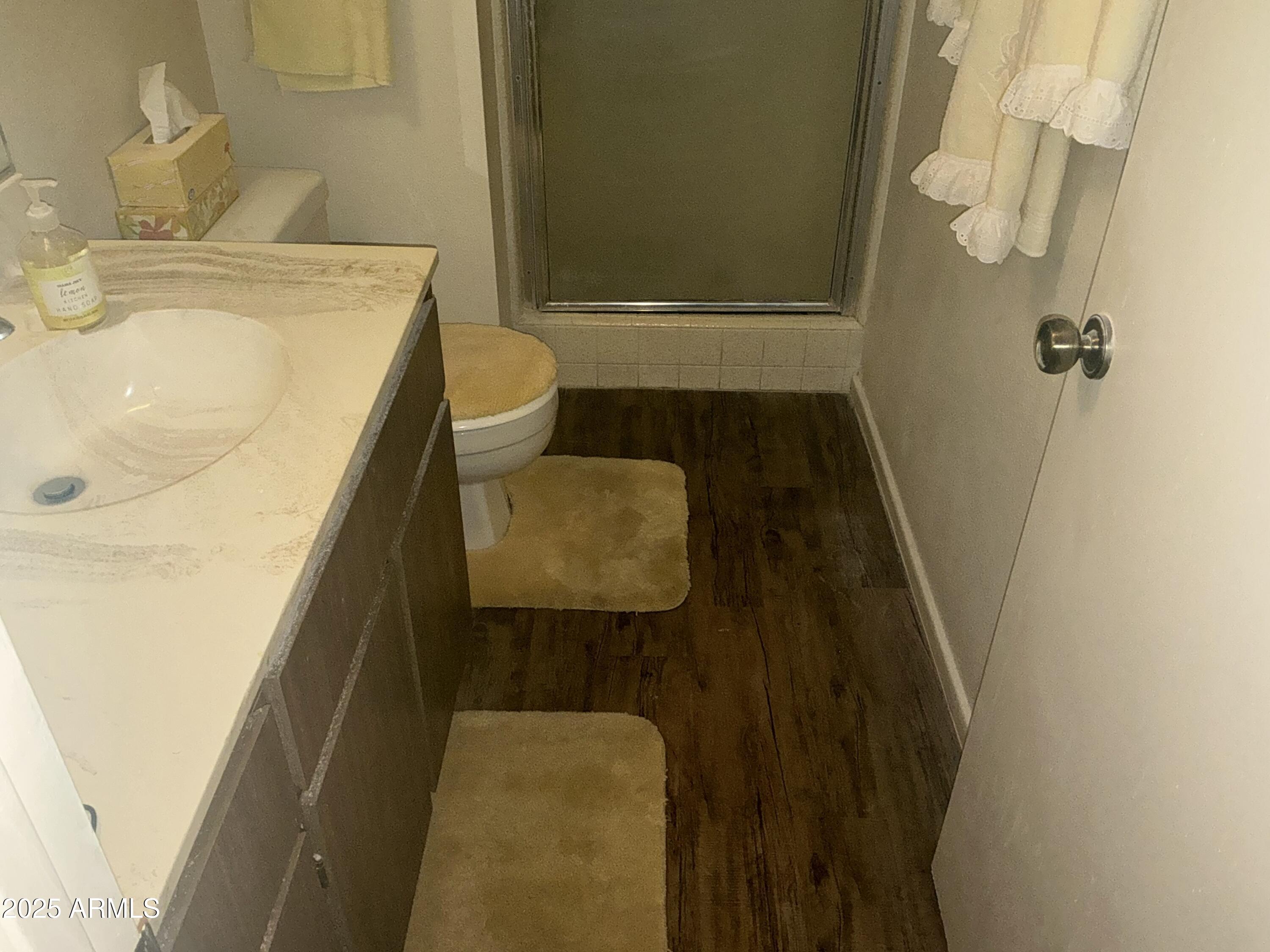 6742 E DALLAS Street