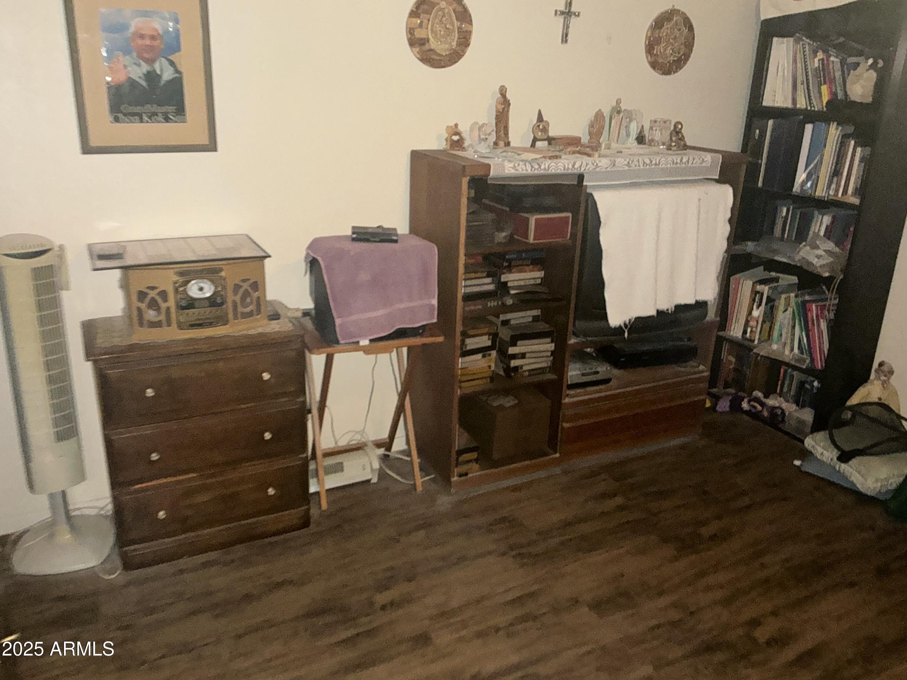 6742 E DALLAS Street