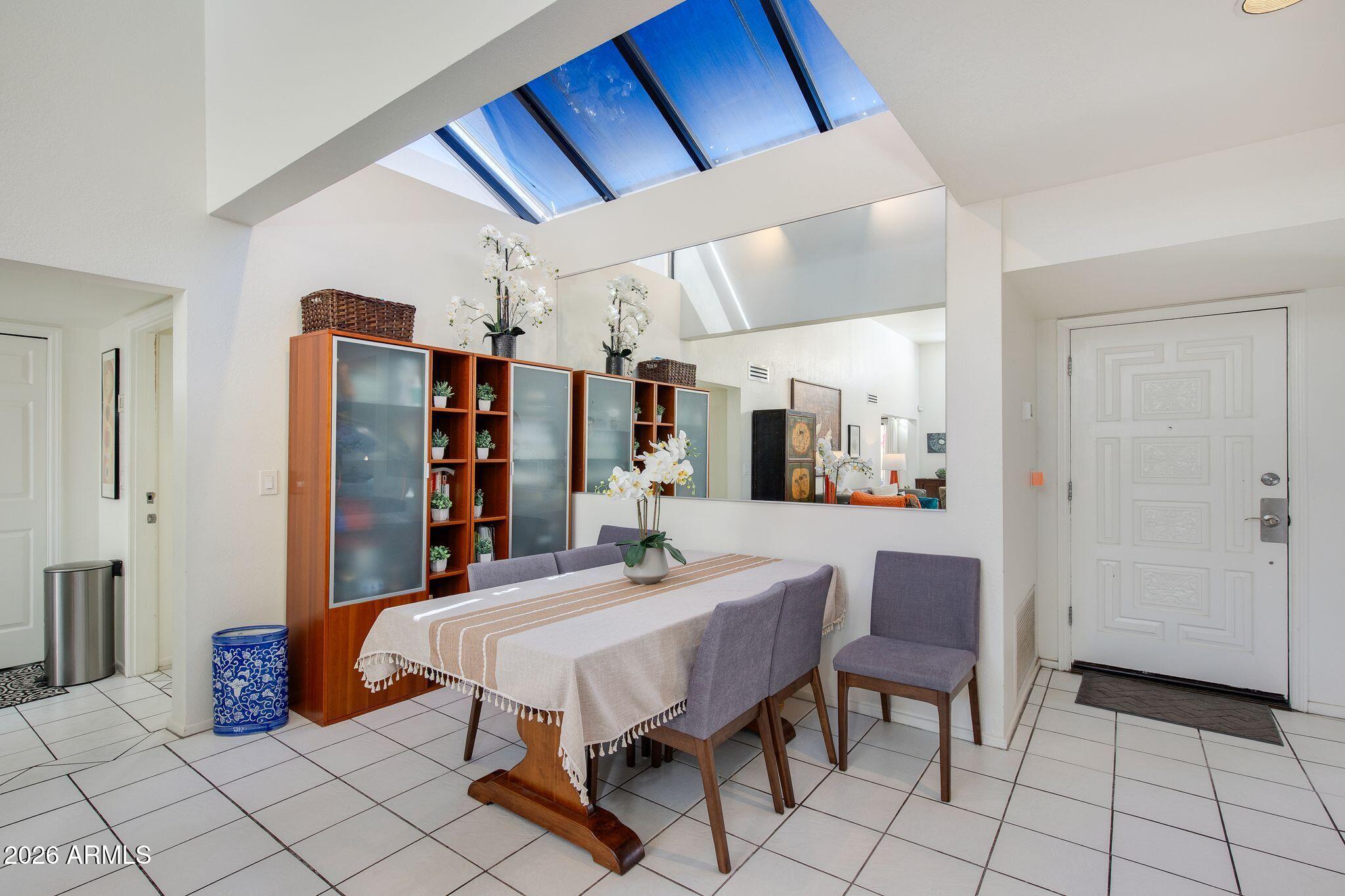 3046 E MARLETTE Avenue