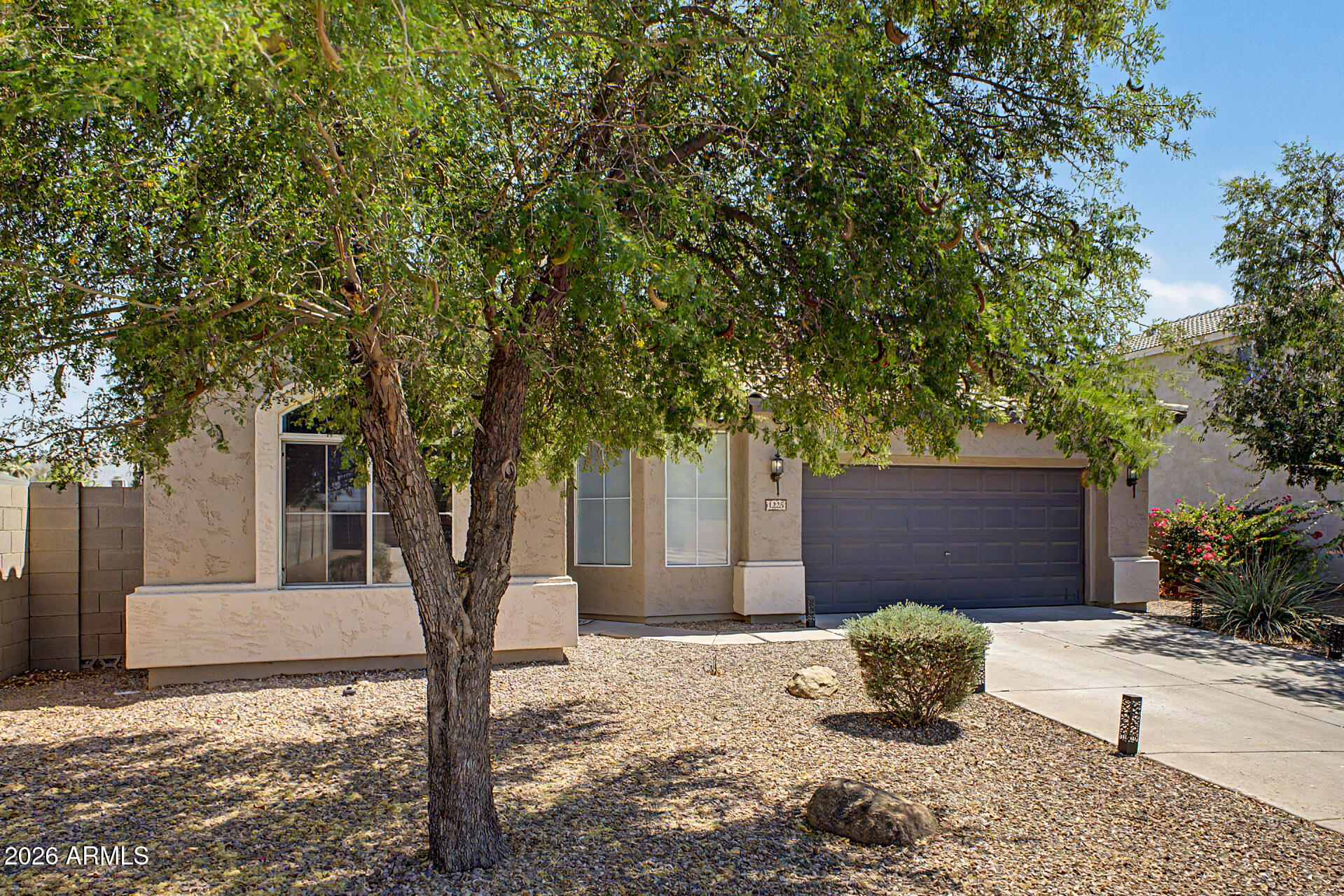 1225 E GRENADINE Road