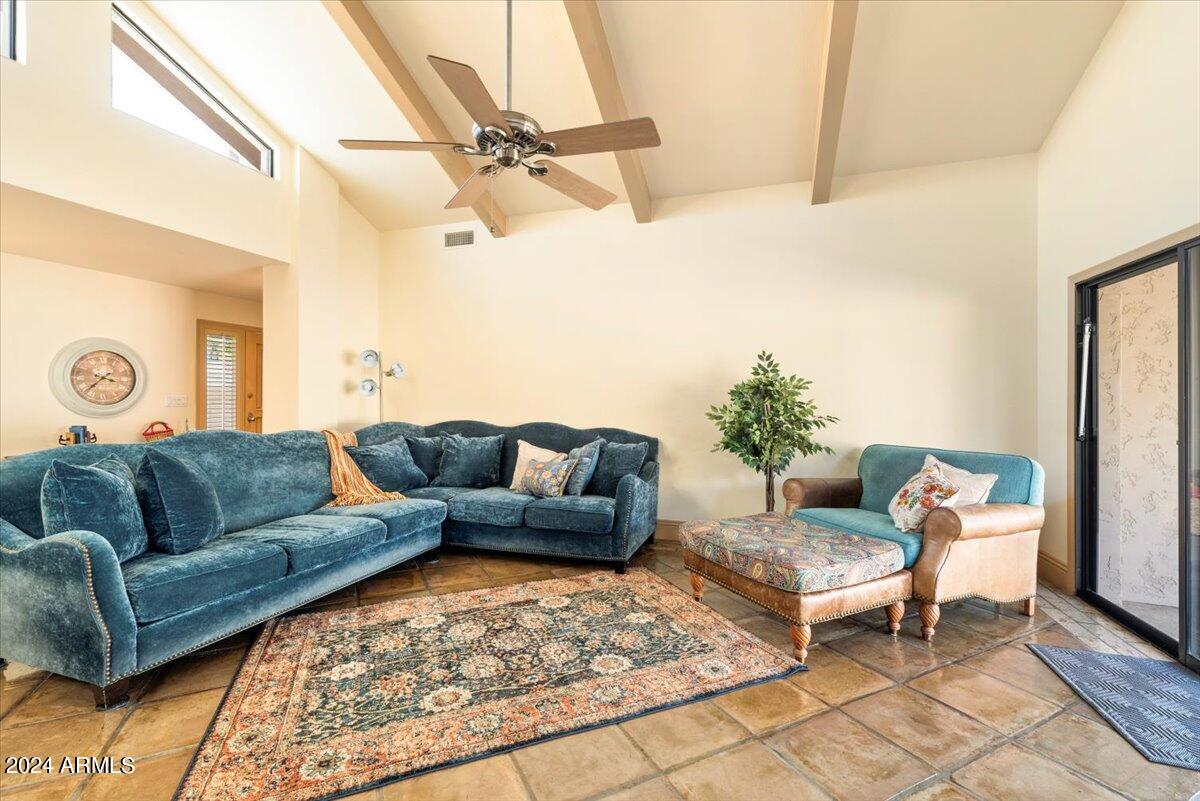 8638 E PARAISO Drive