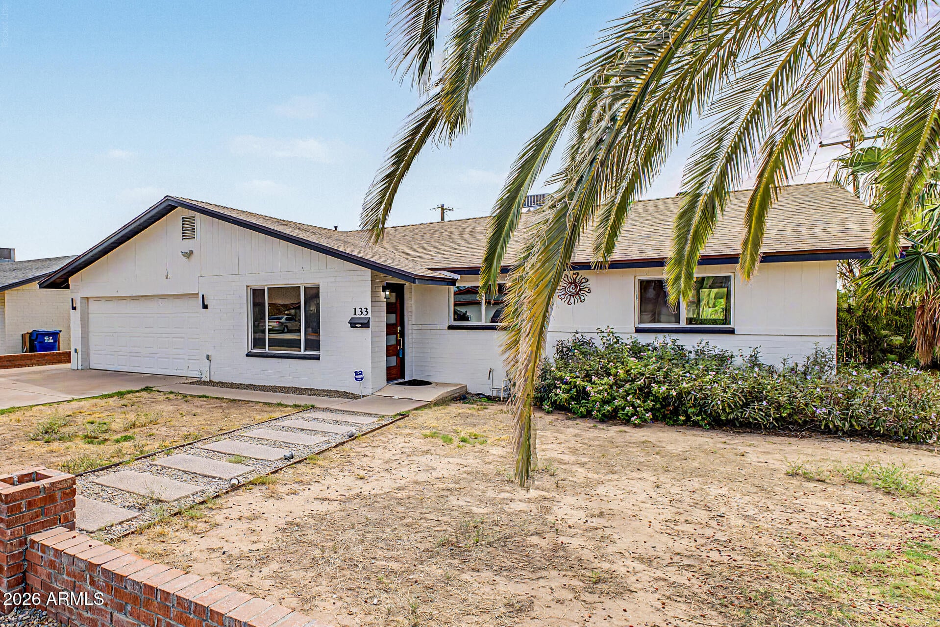 133 W Balboa Drive