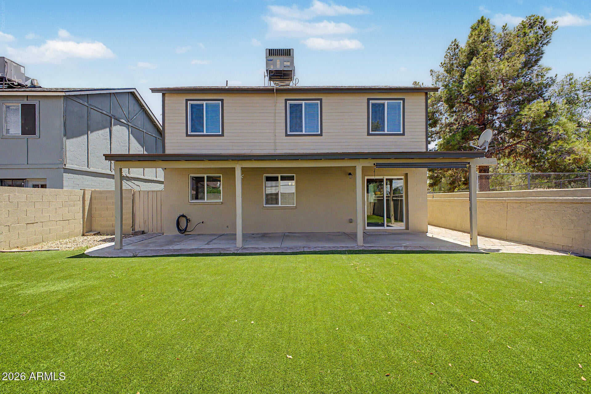 1326 W BOXELDER Court
