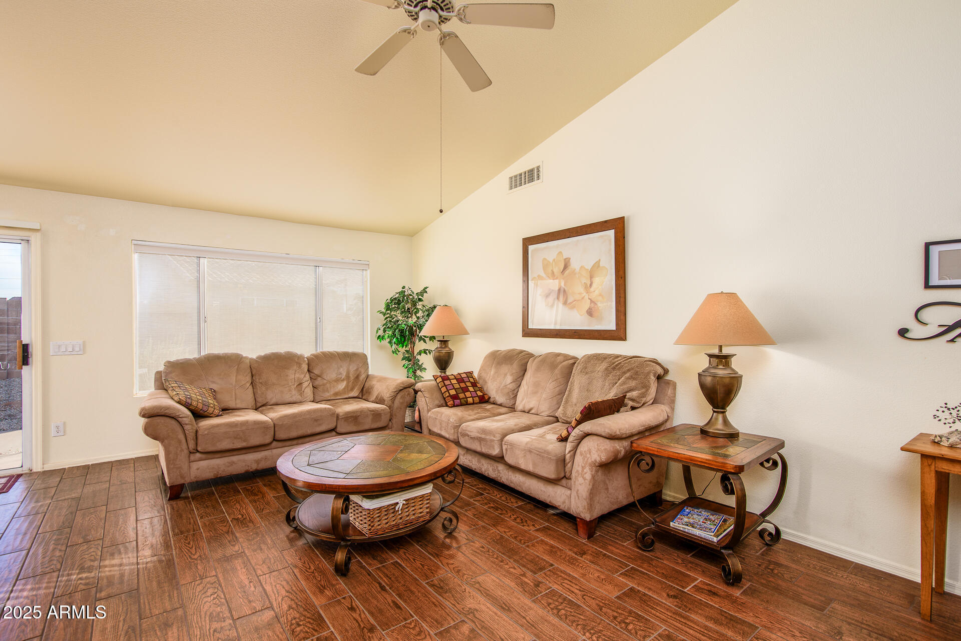 1757 E LINDRICK Drive