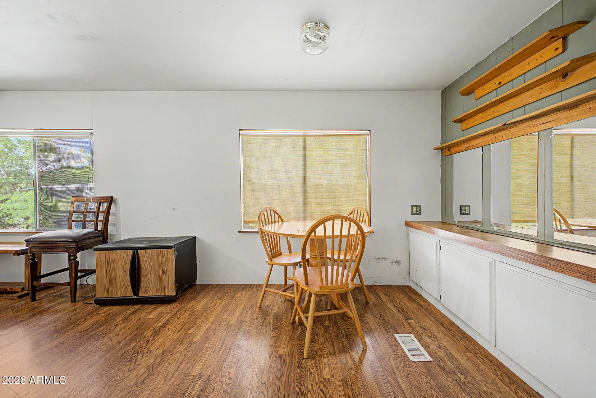 10401 N CAVE CREEK Road 284