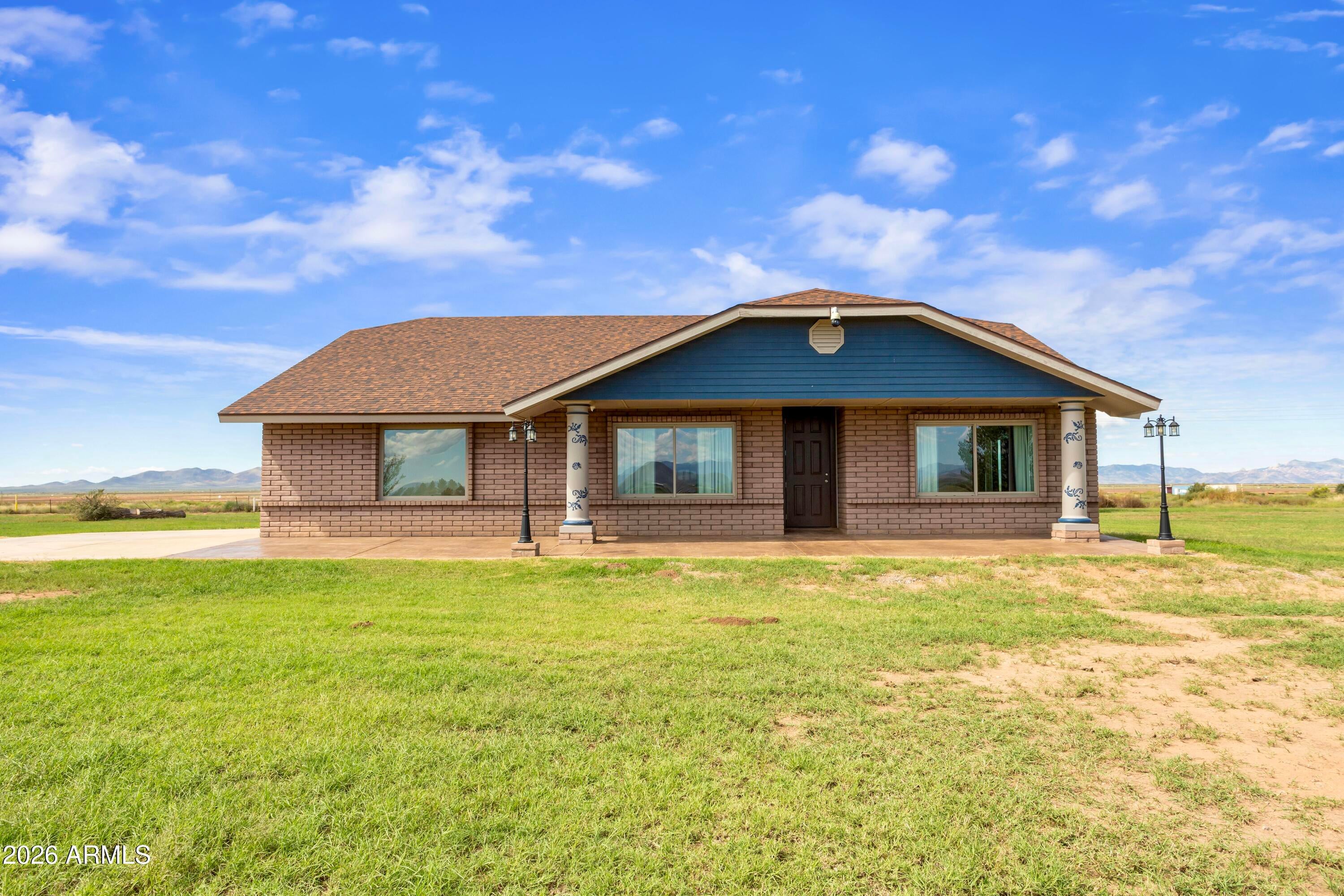 4333 W DILLMAN Road