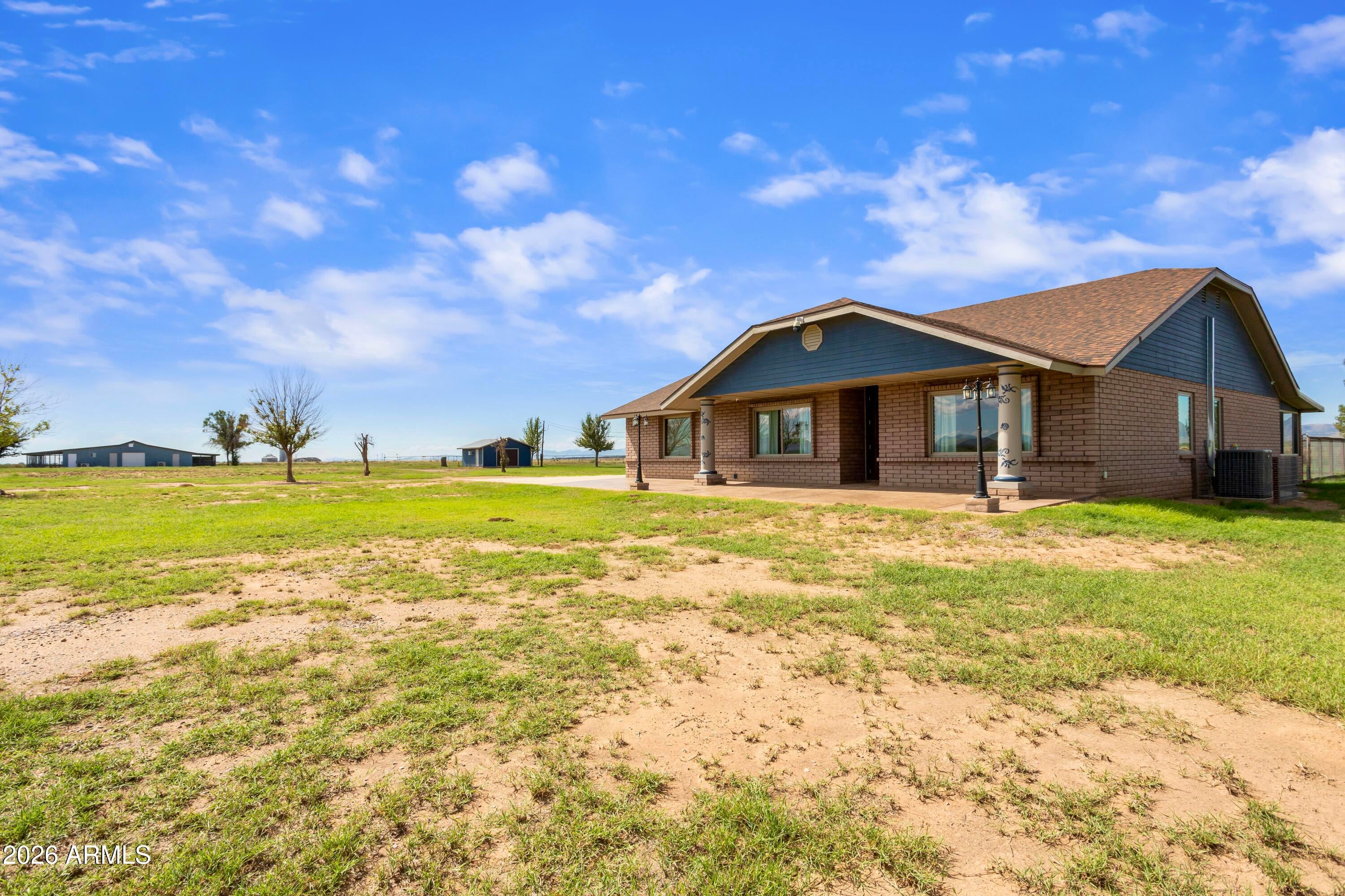 4333 W DILLMAN Road