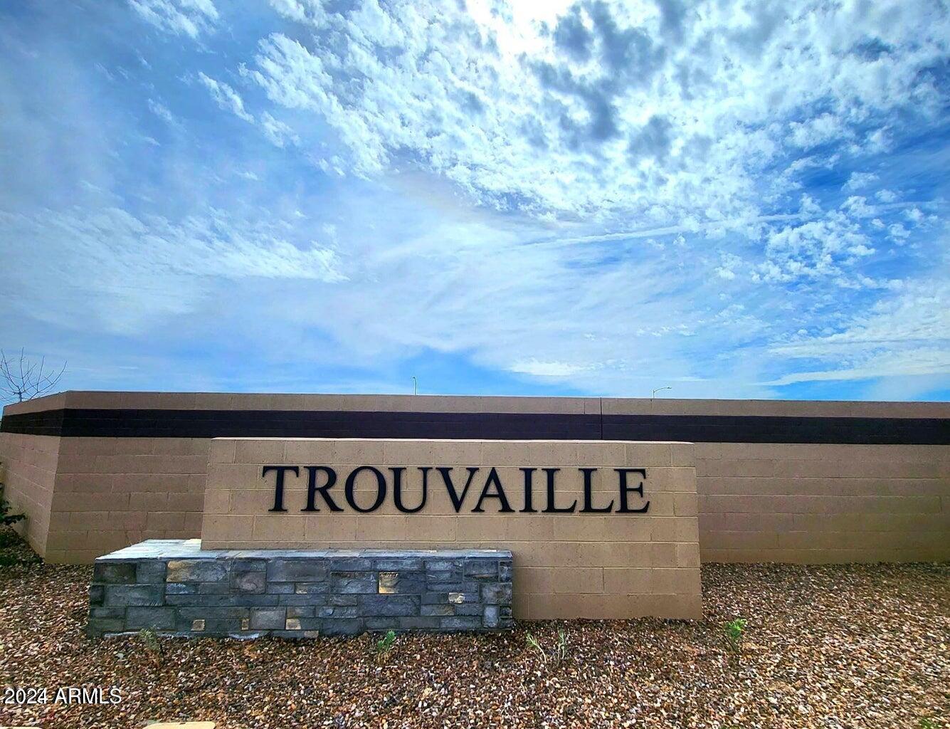 10632 W Spencer Run Run