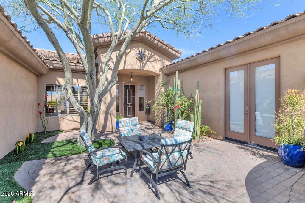 Photo of 41734 N Maidstone Court, Phoenix, AZ 85086 (MLS # 7028737)