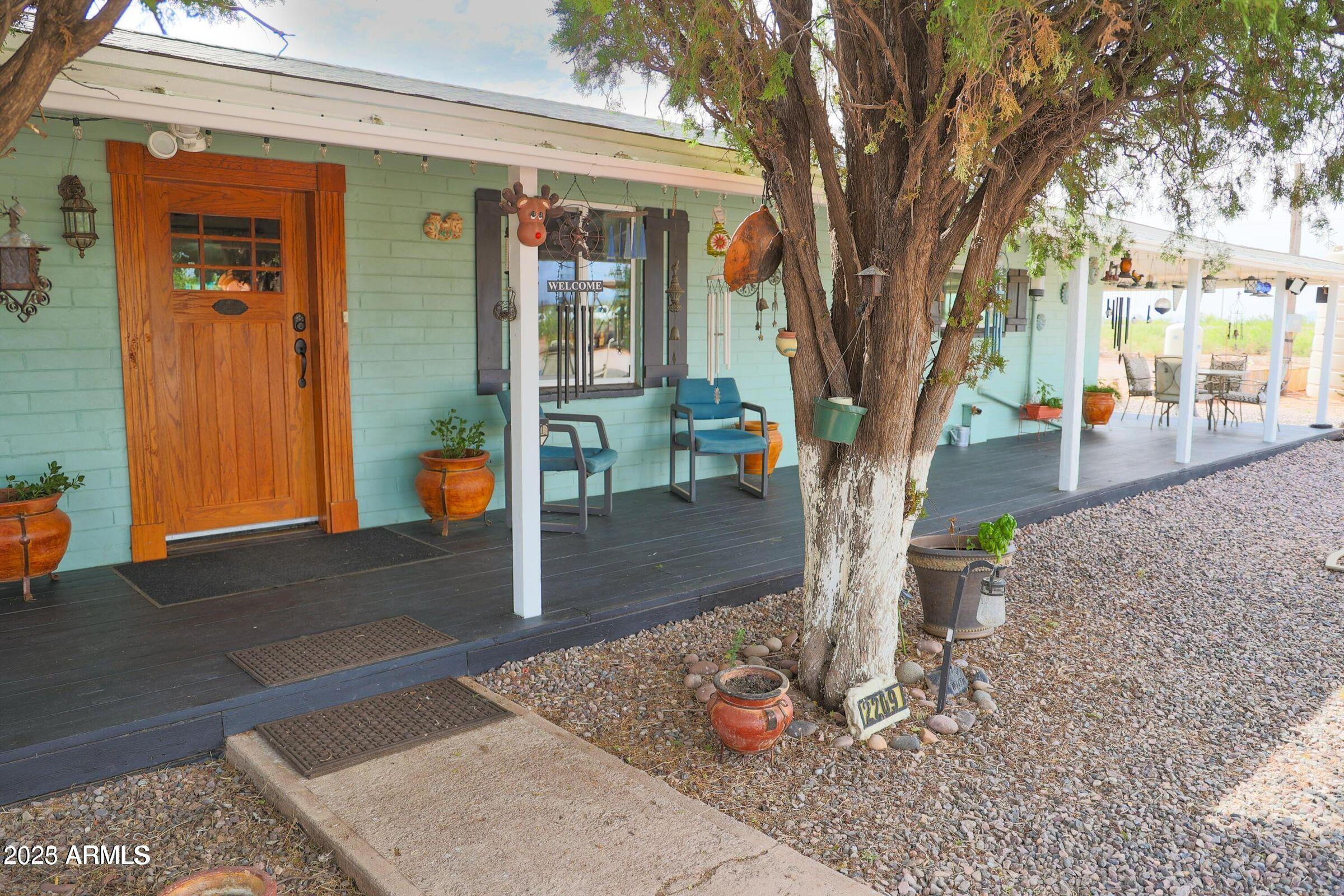 2209 N BEKI Lane