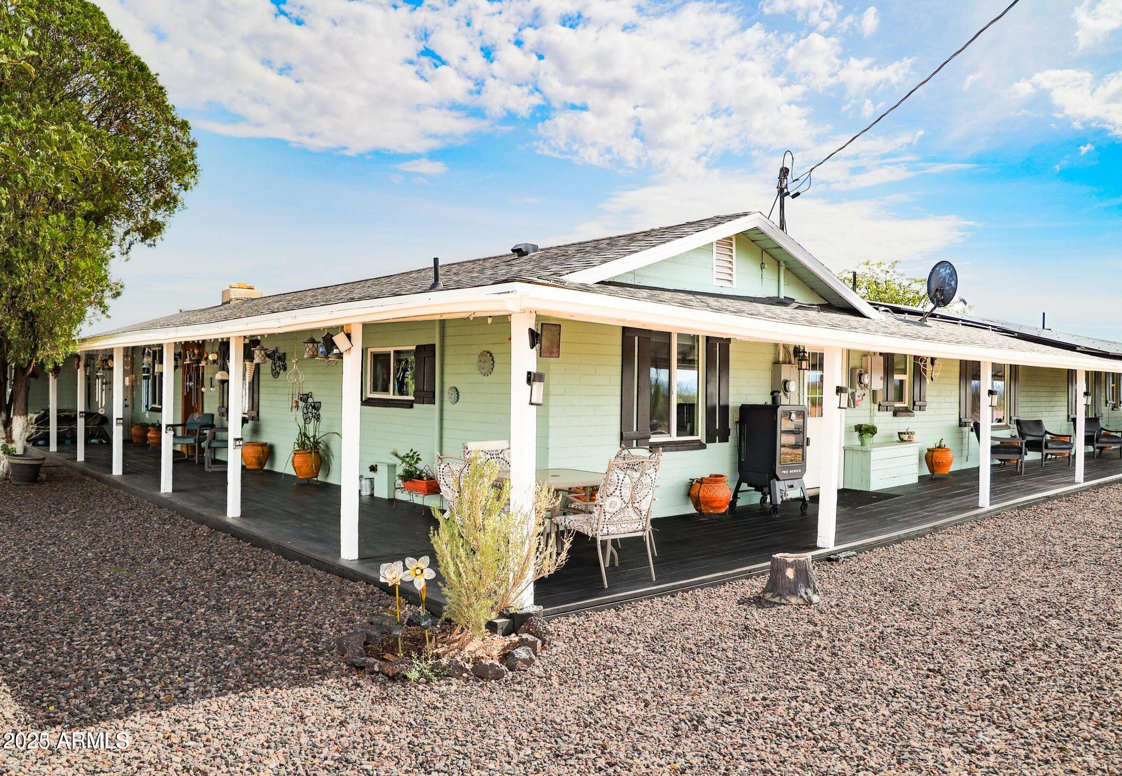 2209 N BEKI Lane