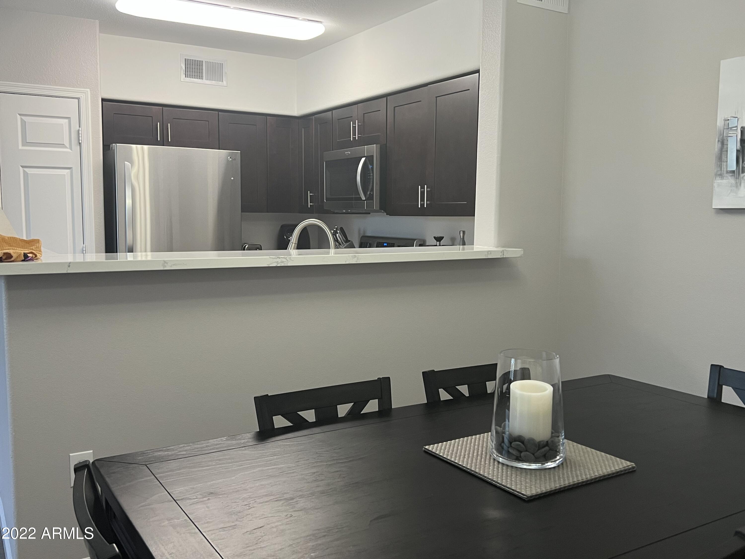 20100 N 78th Place 2077