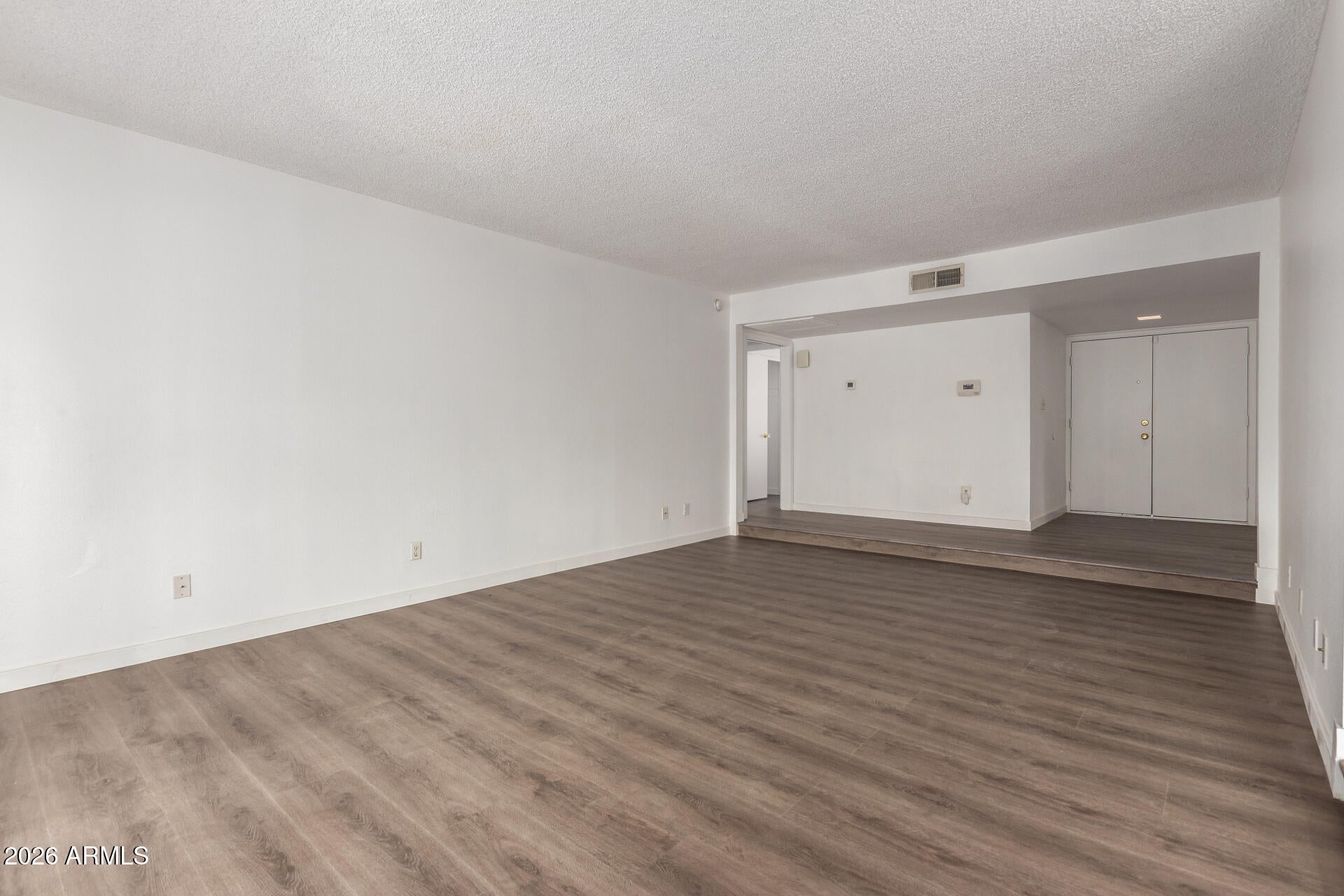 5055 W Vogel Avenue