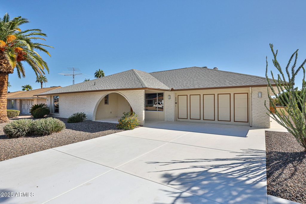 Photo of 12919 W Beechwood Drive, Sun City West, AZ 85375 (MLS # 6931026)