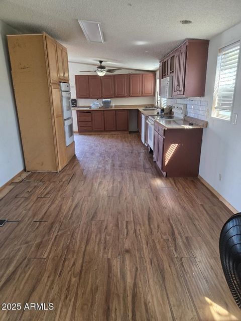 1060 S WESTERN Avenue Superior AZ 85173