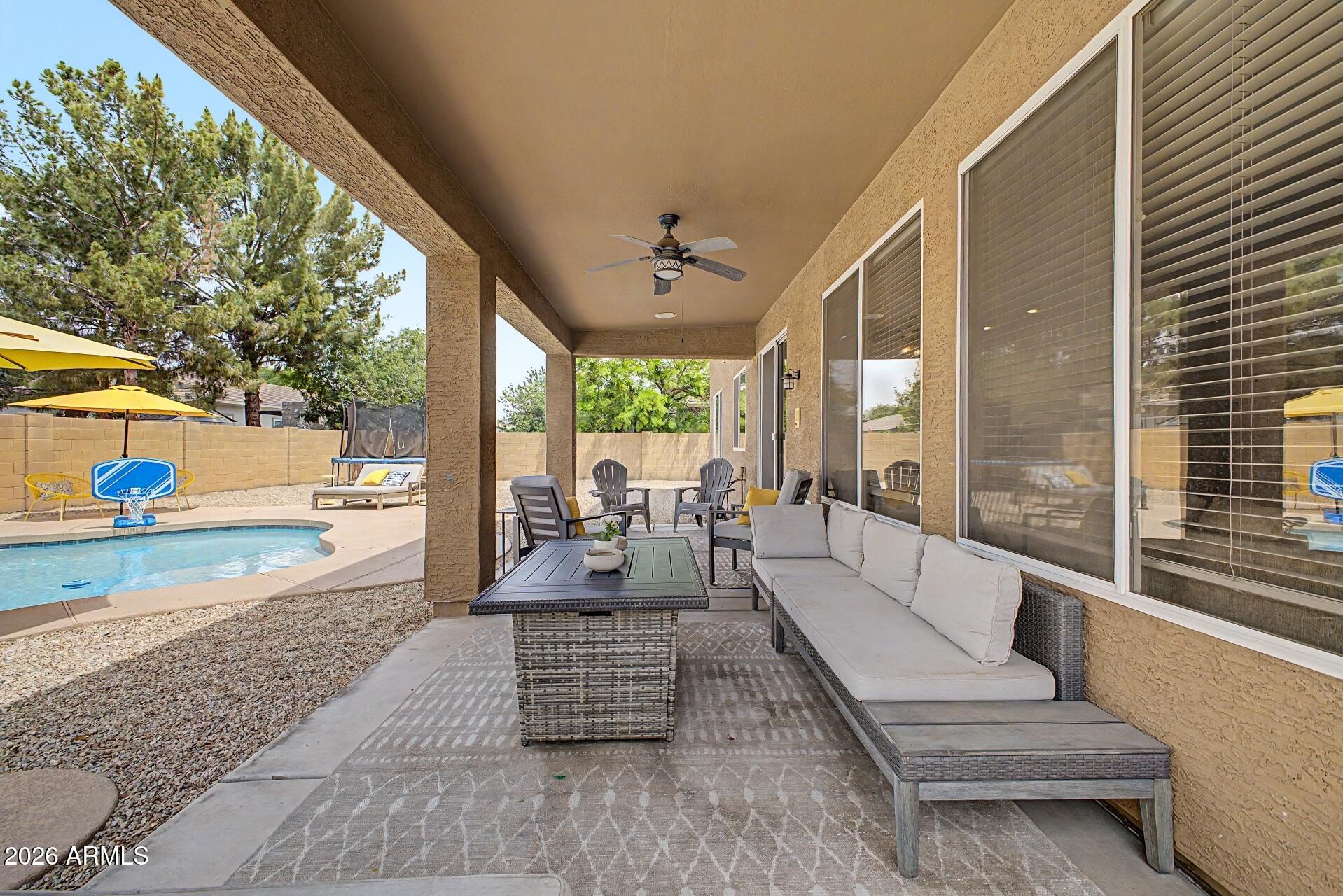 HIGLEY GROVES WEST - Residential