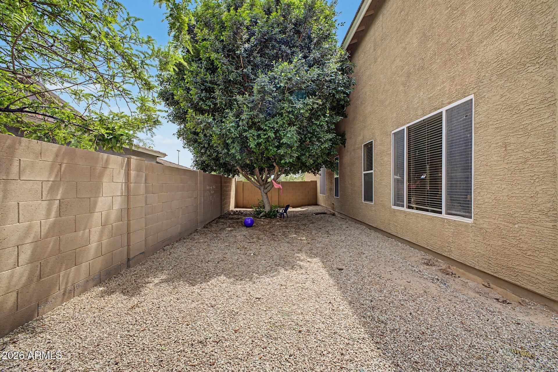 HIGLEY GROVES WEST - Residential