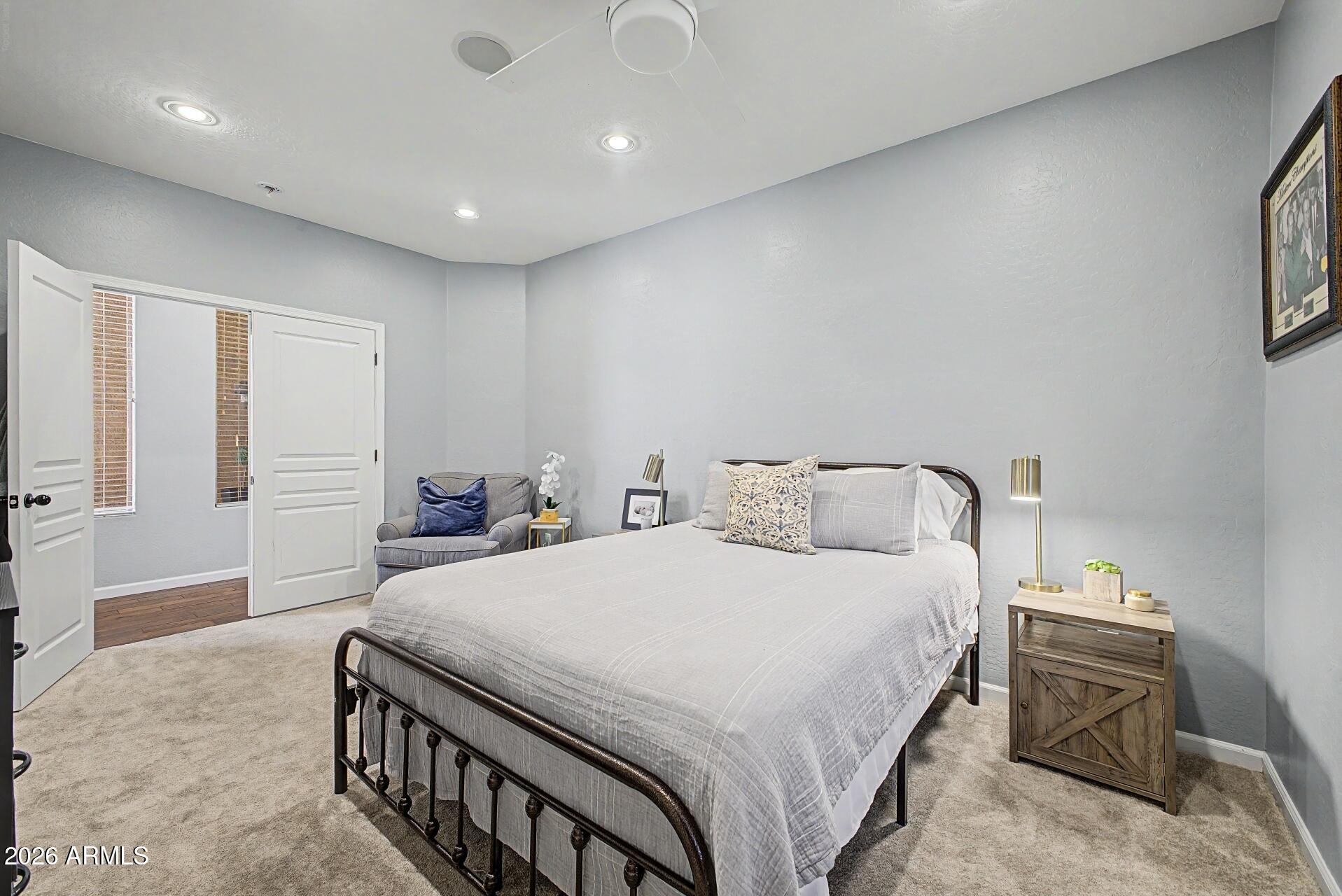 HIGLEY GROVES WEST - Residential