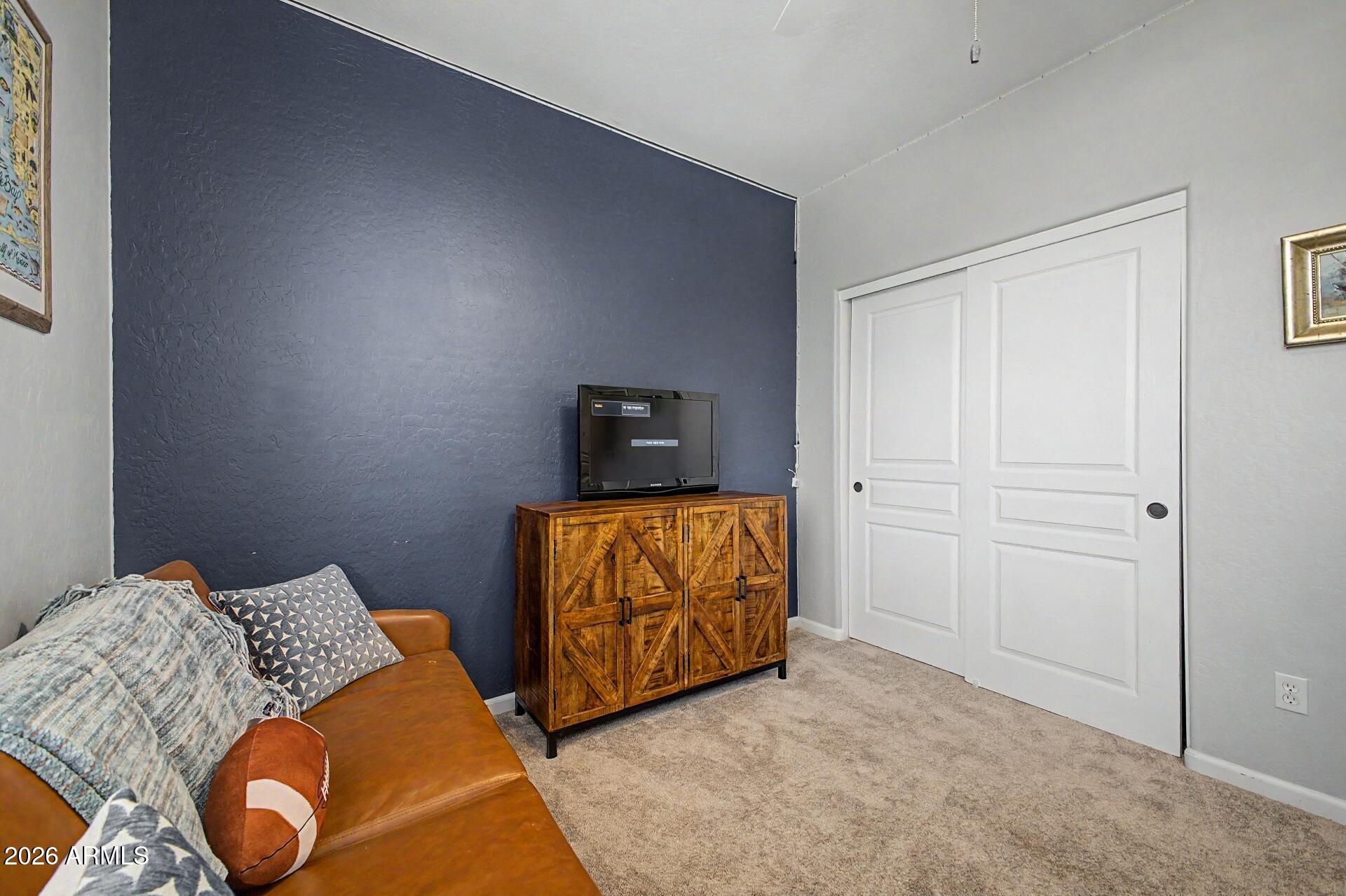 HIGLEY GROVES WEST - Residential