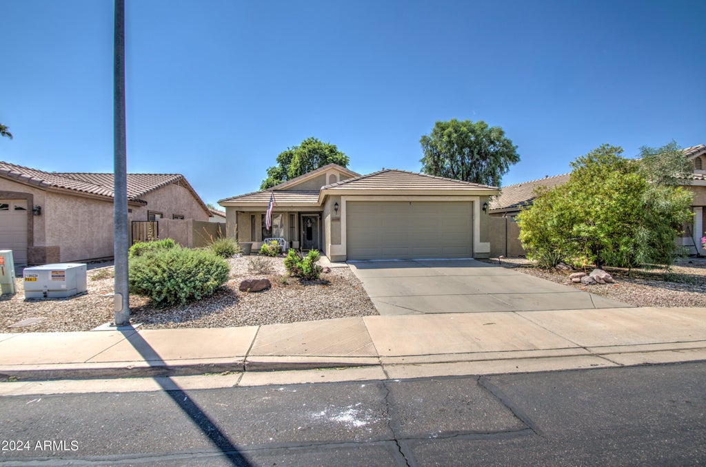 Photo of 10109 E Obispo Avenue, Mesa, AZ 85212 (MLS # 7056161)