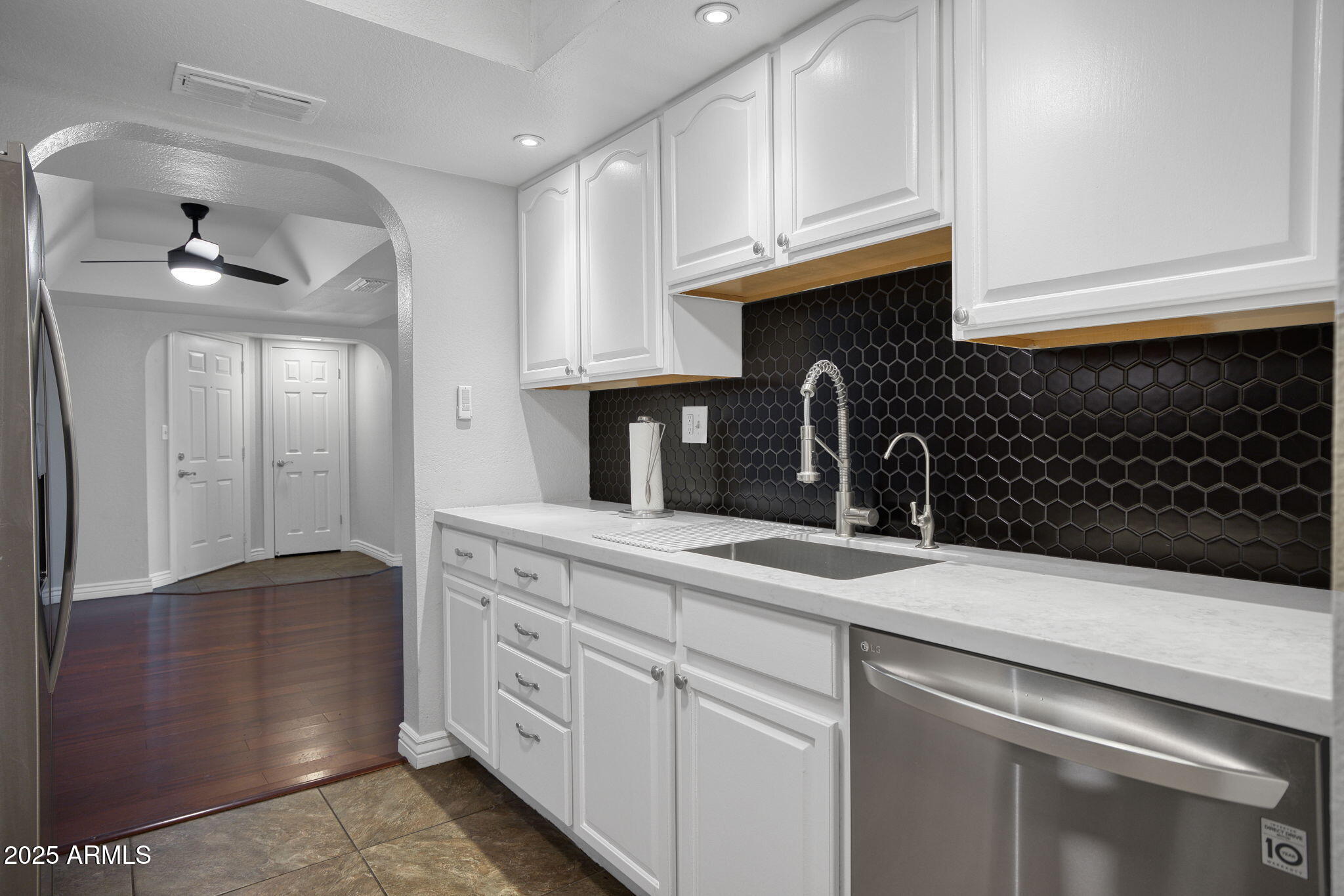 SADDLETREE CONDOMINIUMS - Residential