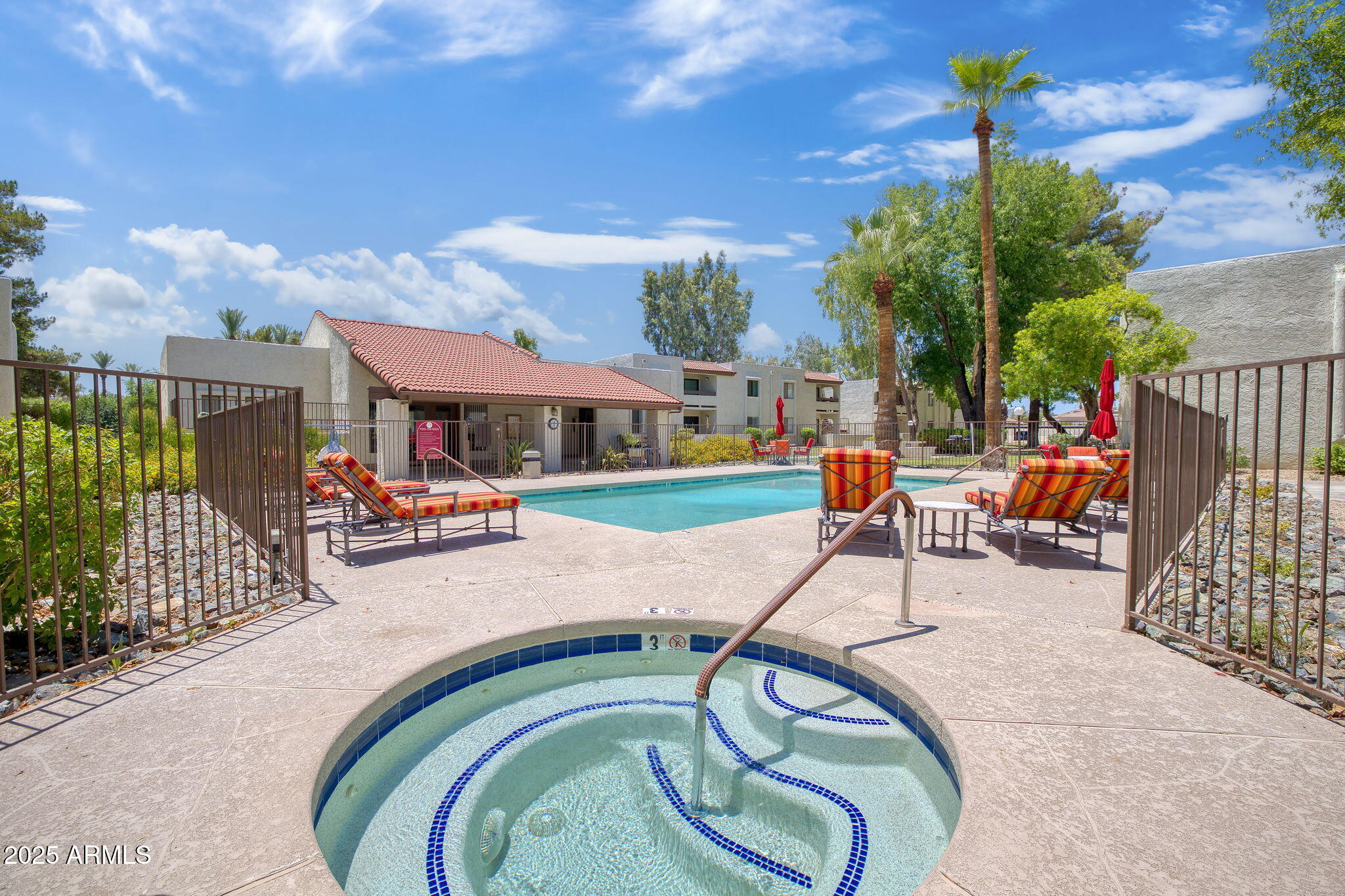 SADDLETREE CONDOMINIUMS - Residential