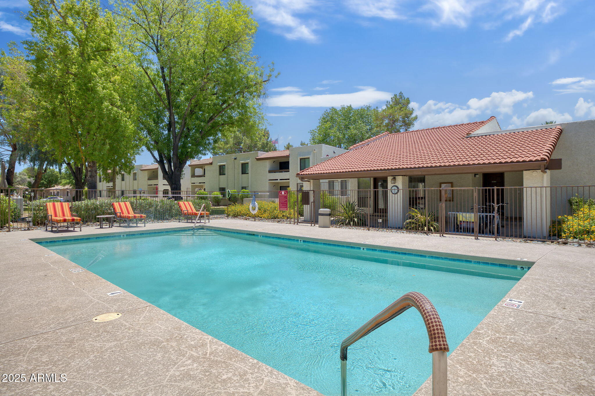 SADDLETREE CONDOMINIUMS - Residential