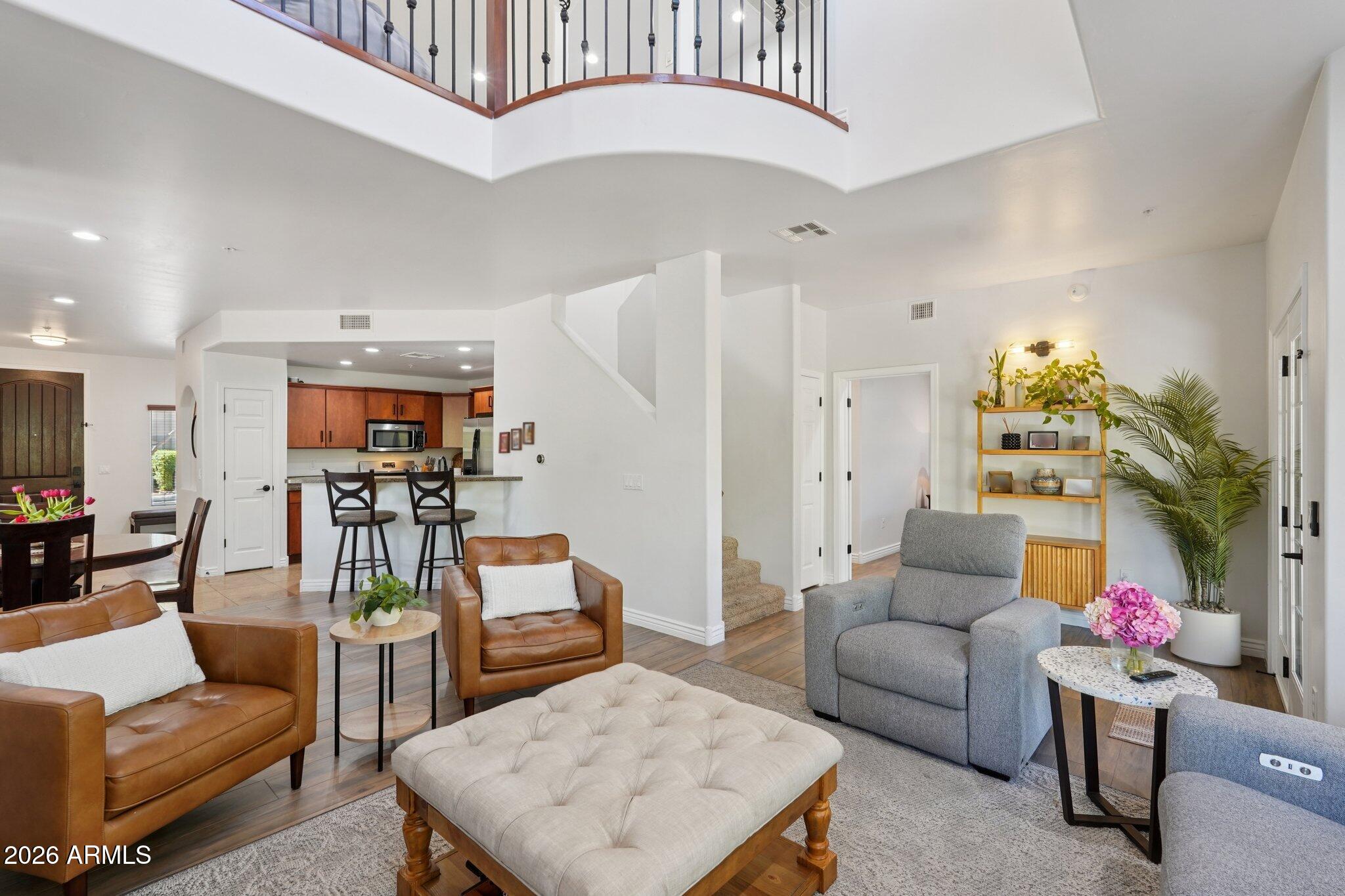 5450 E Deer Valley Drive 1226