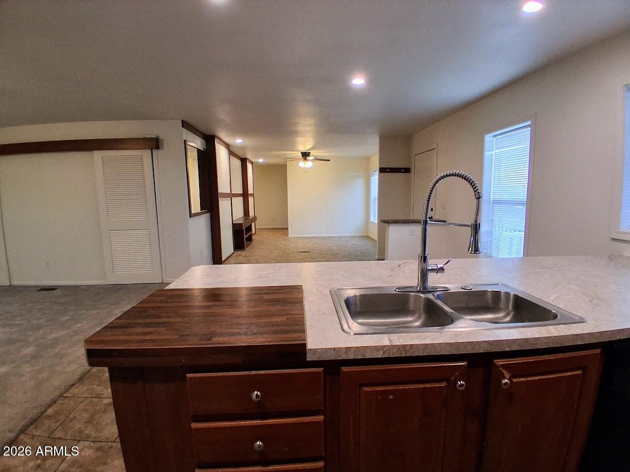 1137 W MOUNTAIN VIEW Drive