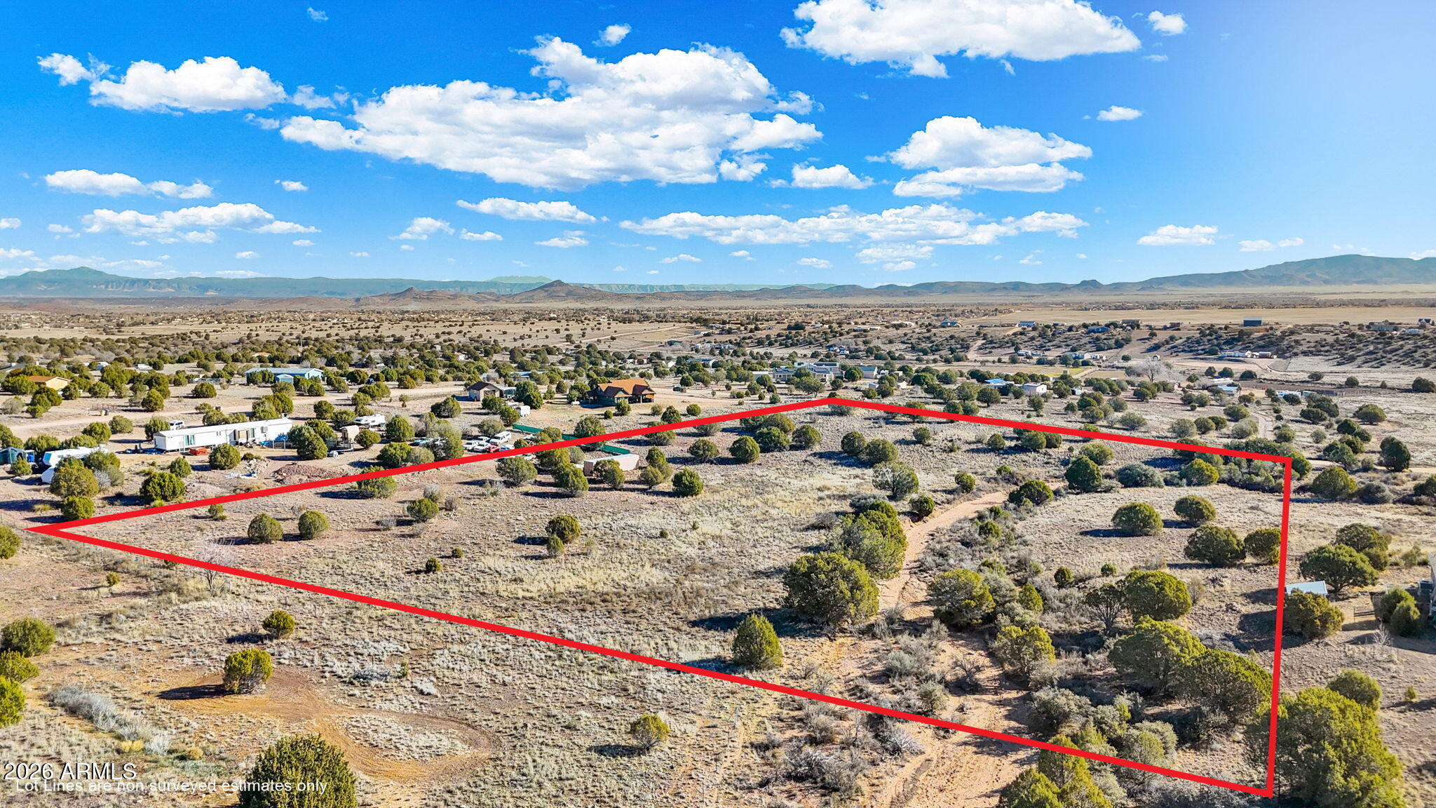 HEREFORD HILLS - Land
