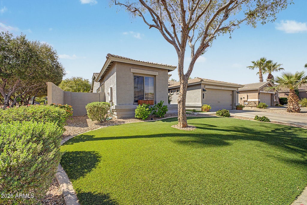 Photo of 3697 E Oxford Lane, Gilbert, AZ 85295 (MLS # 7078828)