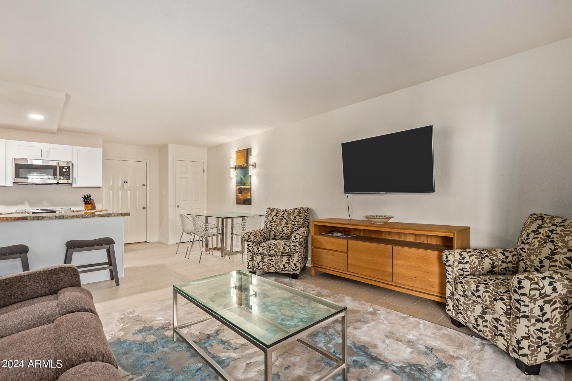 8649 E ROYAL PALM Road 123