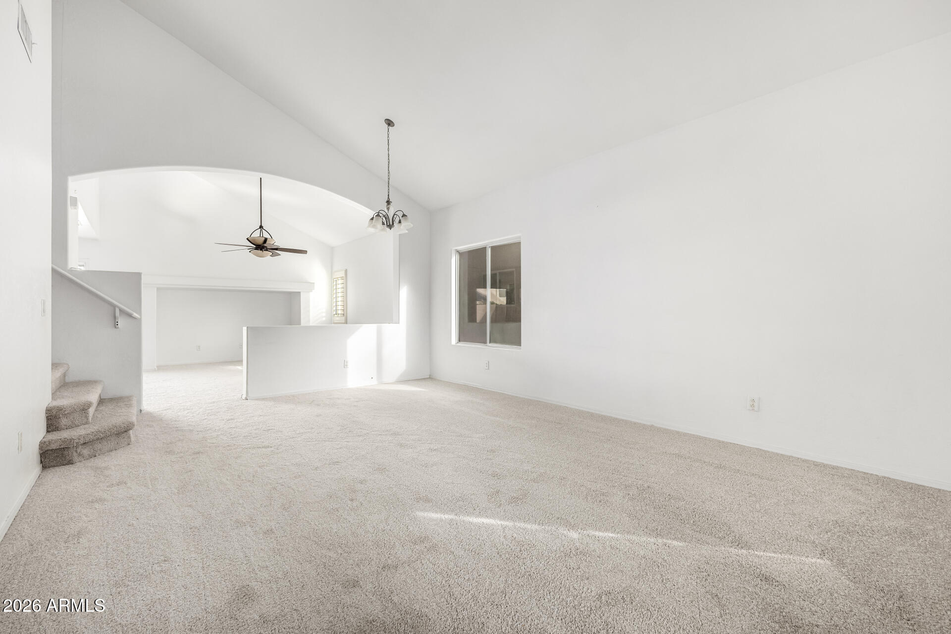 706 W SPRUELL Avenue