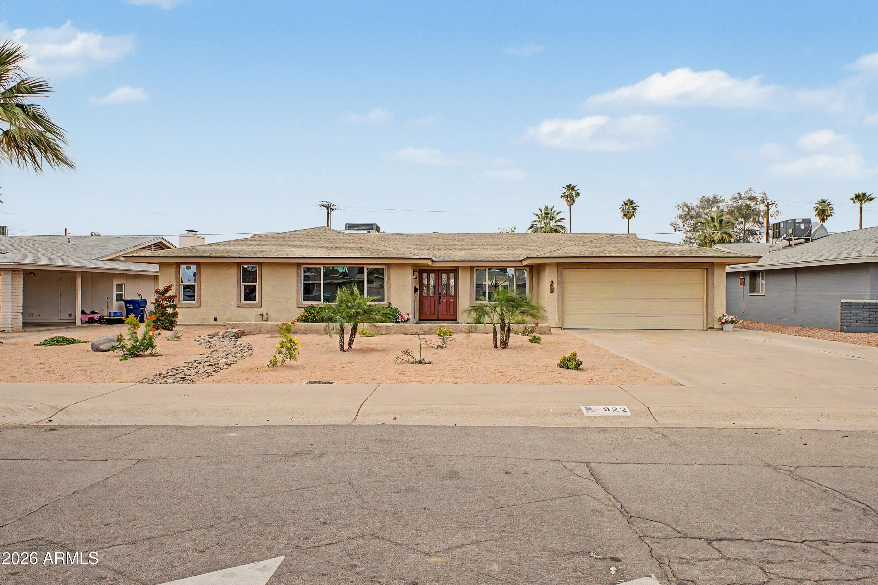 922 E LOYOLA Drive