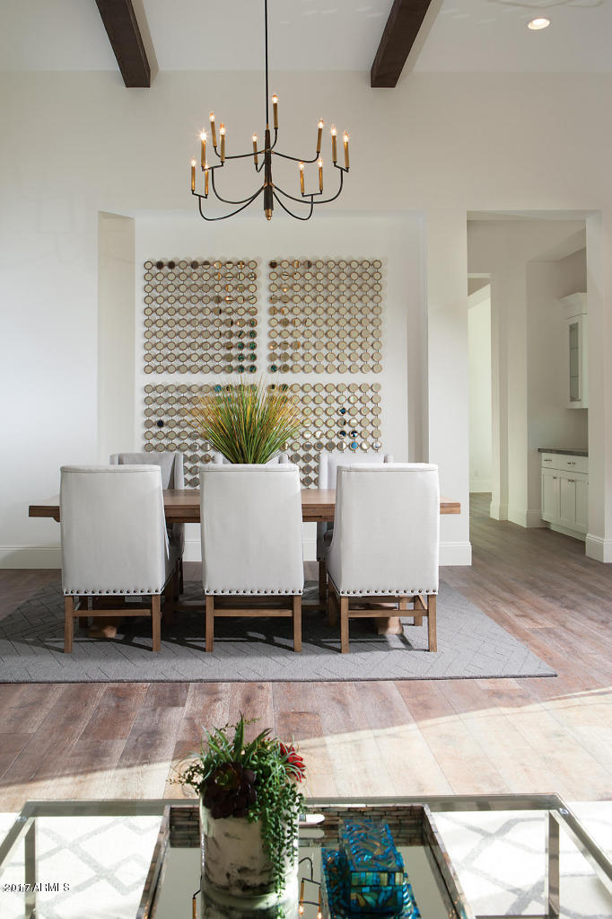 CAMELBACK COUNTRY CLUB ESTATES - Residential